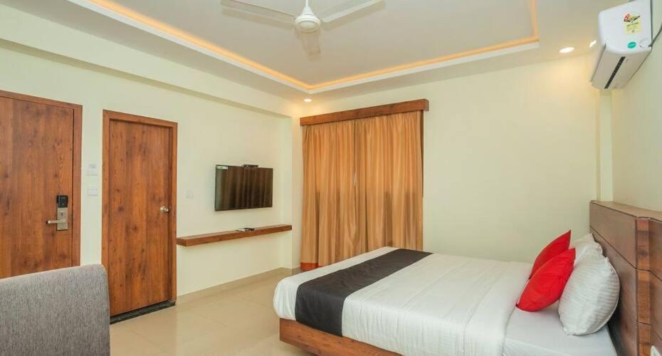 Hotel Savi Inn Bangalore Eksteriør bilde