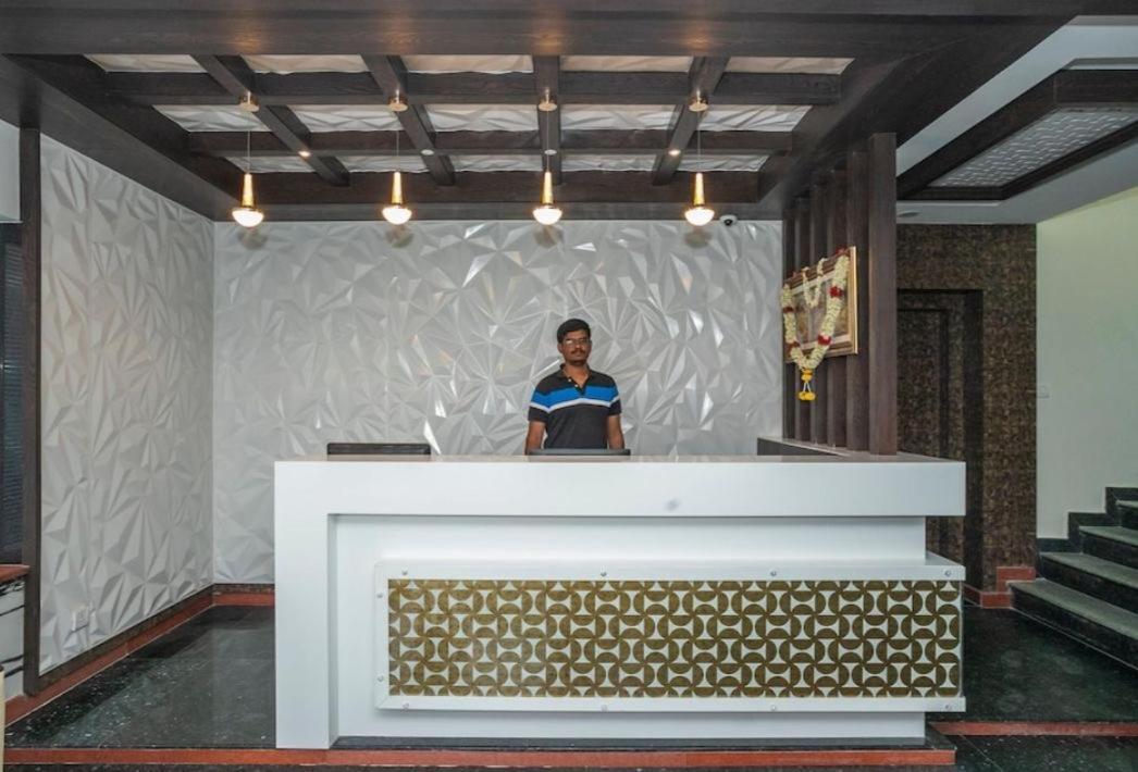 Hotel Savi Inn Bangalore Eksteriør bilde